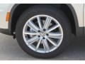 2015 Volkswagen Tiguan SE Wheel and Tire Photo