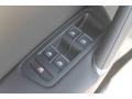 Black - Golf 4 Door 1.8T SEL Photo No. 10