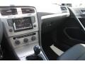 Black - Golf 4 Door TDI S Photo No. 13