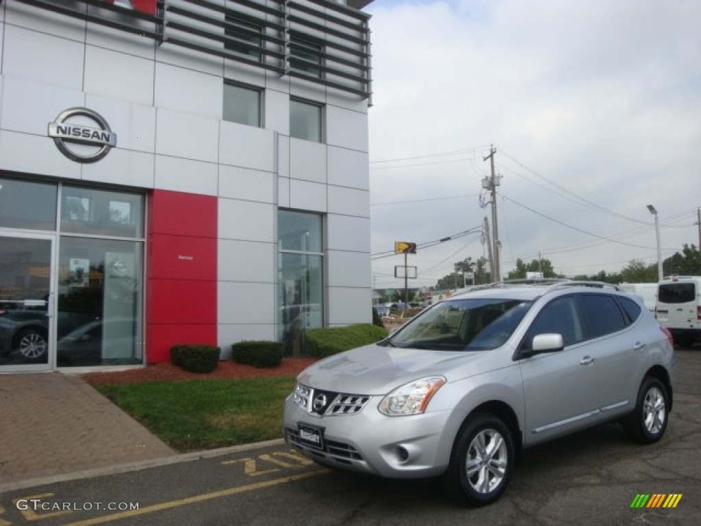 2013 Rogue SV AWD - Brilliant Silver / Black photo #24