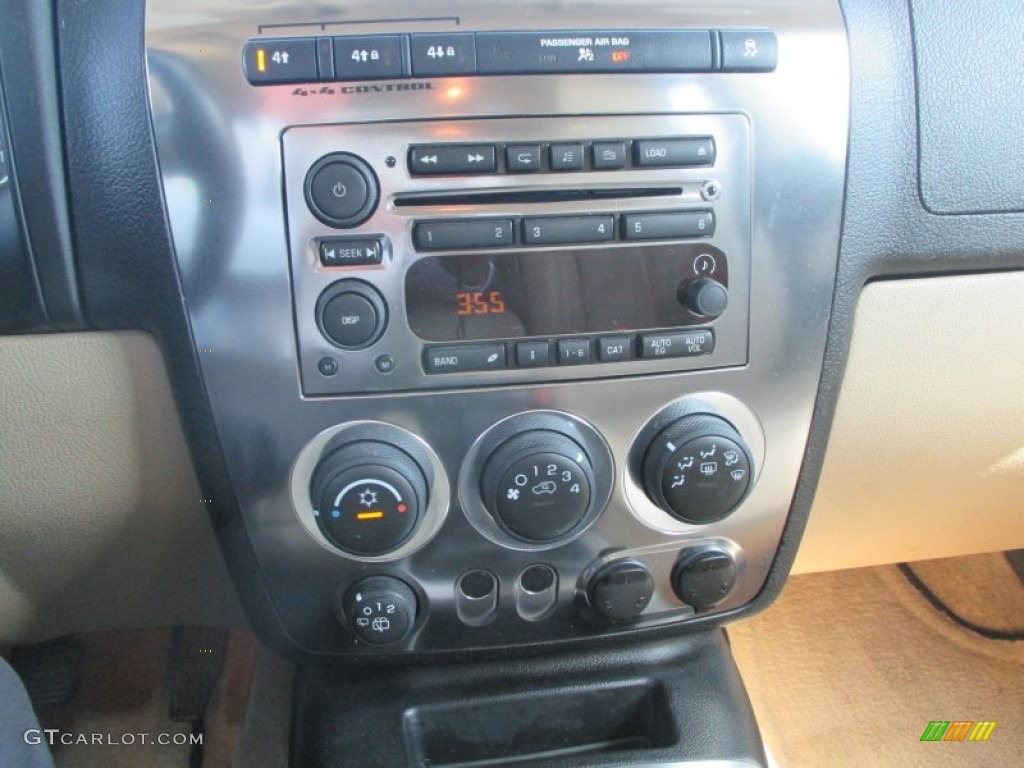 2008 Hummer H3 Standard H3 Model Controls Photo #97051118