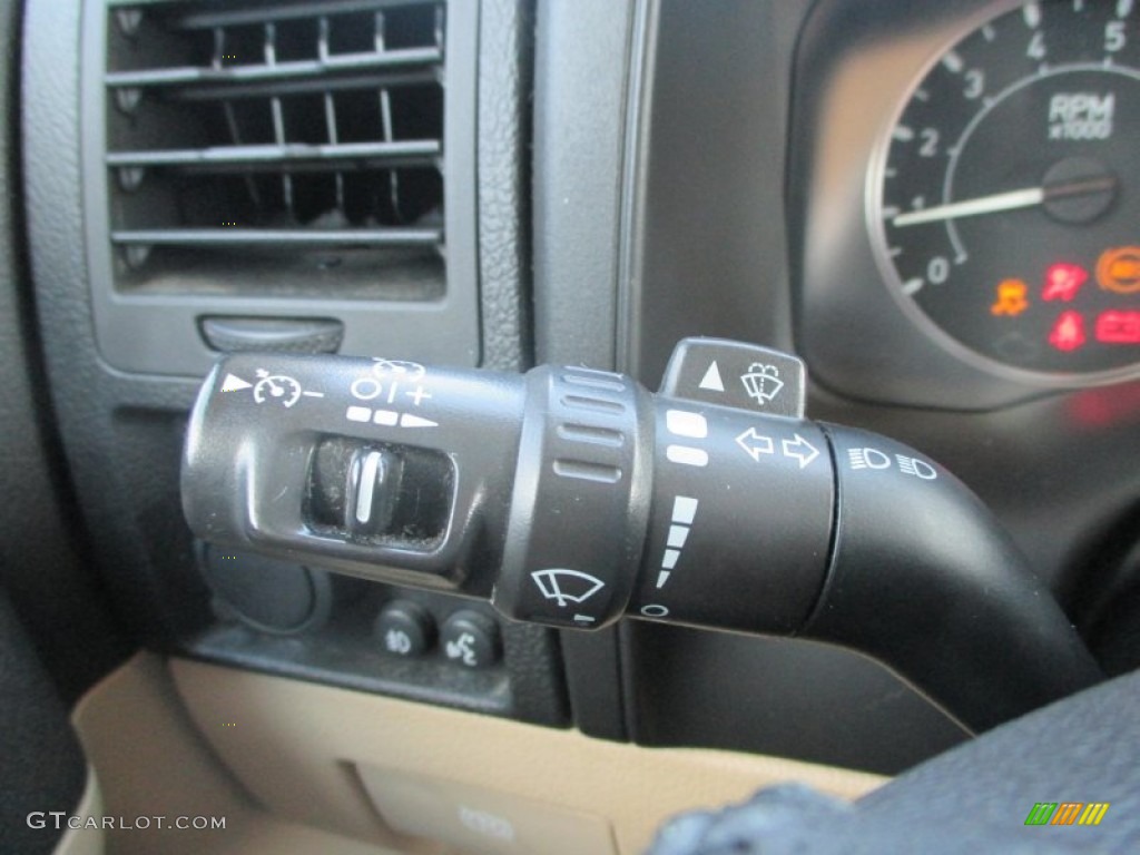 2008 Hummer H3 Standard H3 Model Controls Photo #97051217