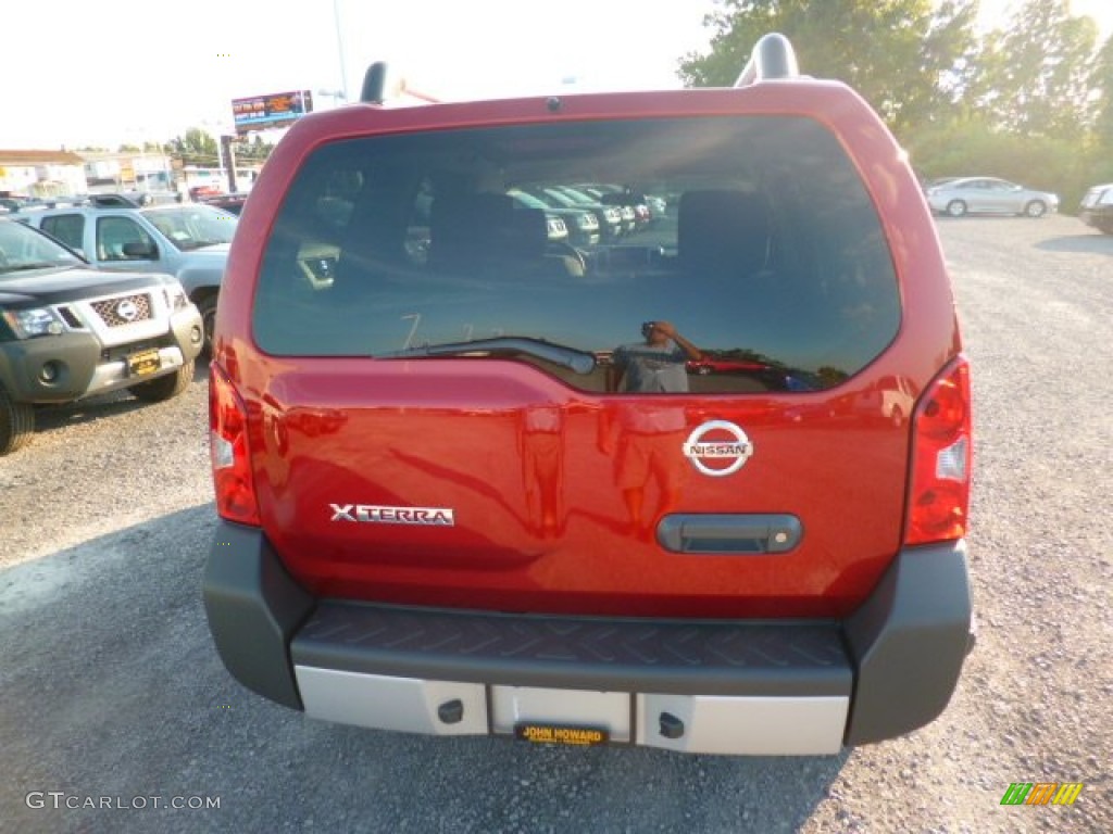 2015 Xterra X 4x4 - Cayenne Red / Gray photo #5