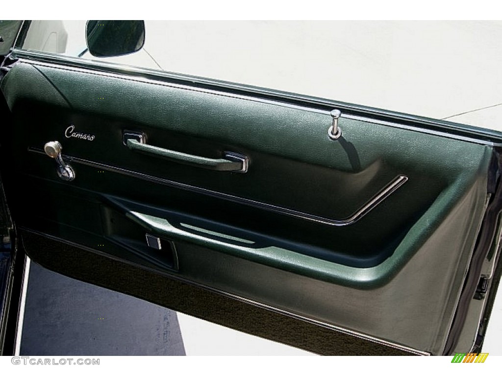 1969 Chevrolet Camaro Z28 Coupe Medium Green Door Panel Photo #97061537