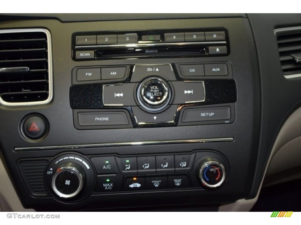 2014 Honda Civic LX Sedan Controls Photos