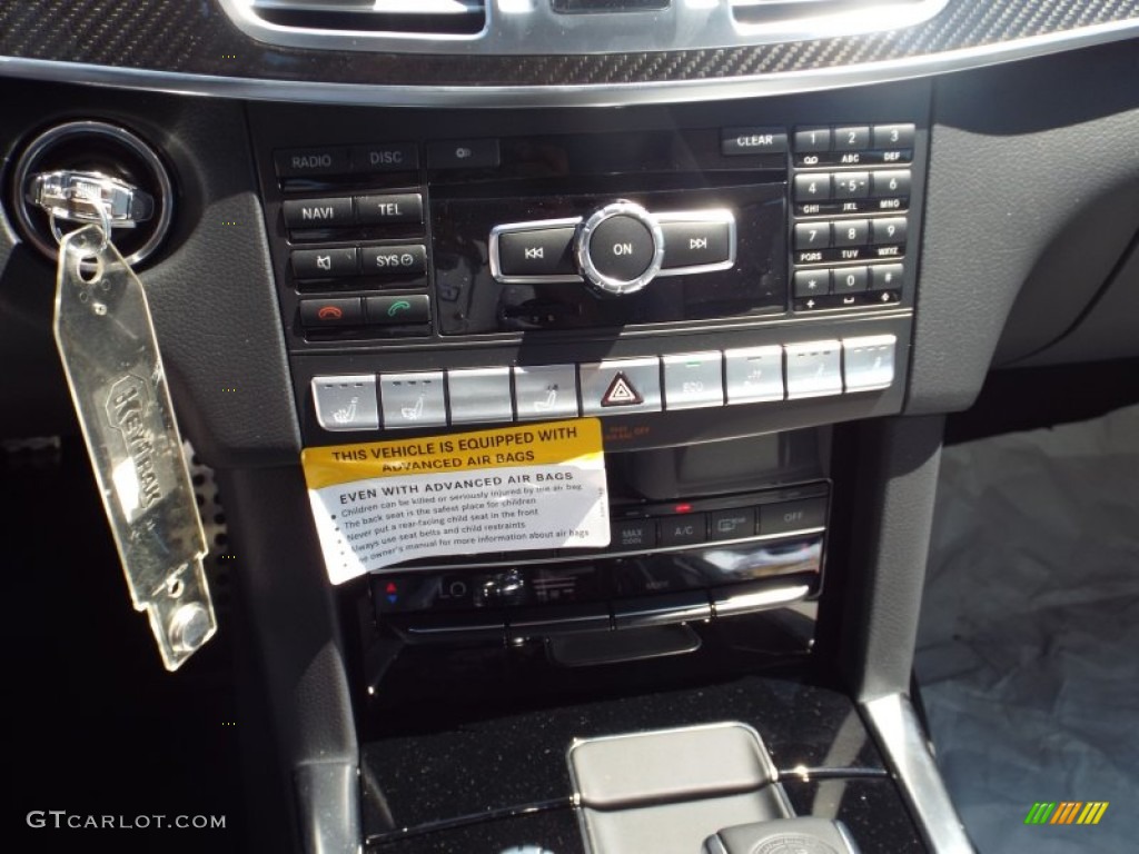 2014 Mercedes-Benz E 63 AMG Wagon Controls Photo #97069975