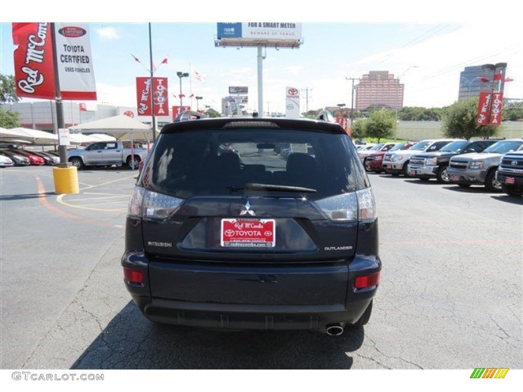 2010 Outlander SE - Cosmic Blue Metallic / Black photo #6