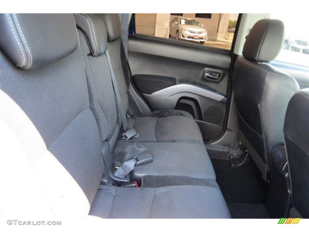 2010 Outlander SE - Cosmic Blue Metallic / Black photo #14
