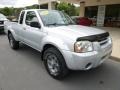 2004 Radiant Silver Metallic Nissan Frontier XE V6 King Cab 4x4  photo #2