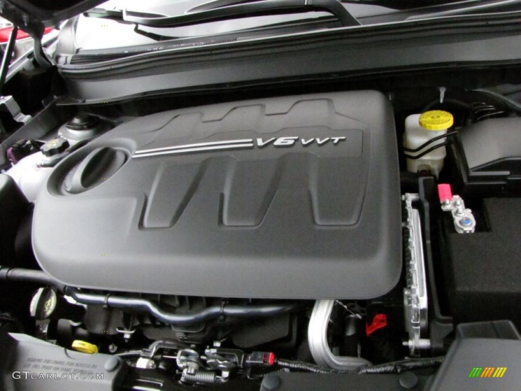 2015 Jeep Cherokee Latitude 4x4 3.2 Liter DOHC 24-Valve VVT V6 Engine Photo #97077097