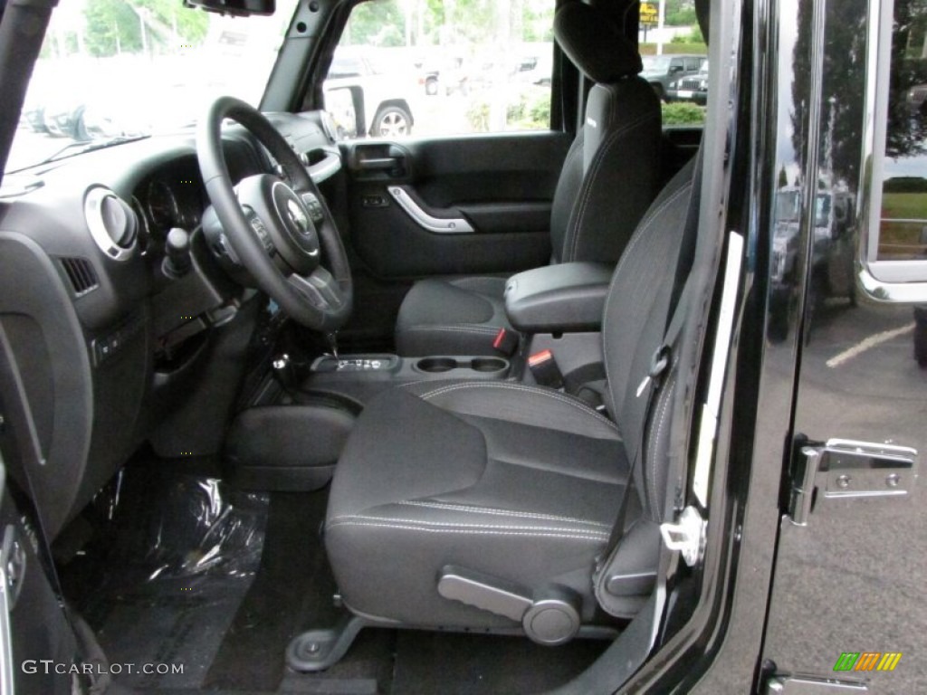 Black Interior 2015 Jeep Wrangler Unlimited Rubicon 4x4 Photo #97078495