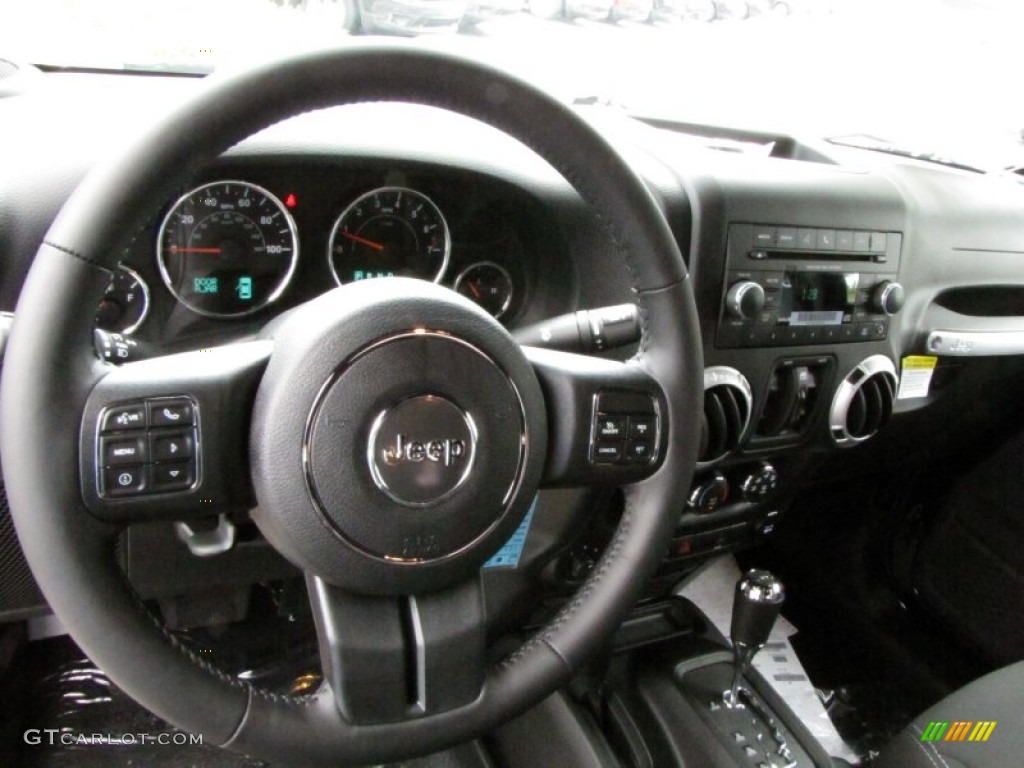 2015 Jeep Wrangler Unlimited Rubicon 4x4 Black Steering Wheel Photo #97078519