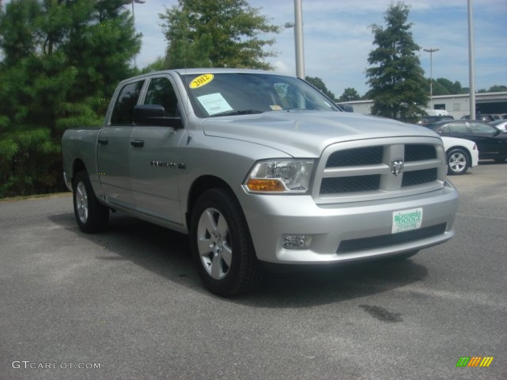 2012 Ram 1500 Express Crew Cab - Bright Silver Metallic / Dark Slate Gray/Medium Graystone photo #15