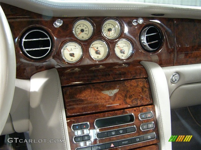 2005 Bentley Arnage R Mulliner, Silver Storm / Cinder/Burr Walnut, Front Console 2005 Bentley Arnage R Mulliner Parts