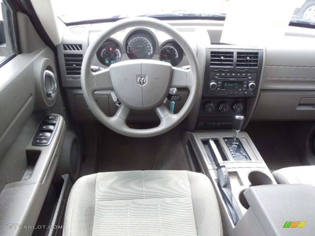 2009 Nitro SE - Inferno Red Crystal Pearl / Dark Slate Gray photo #6