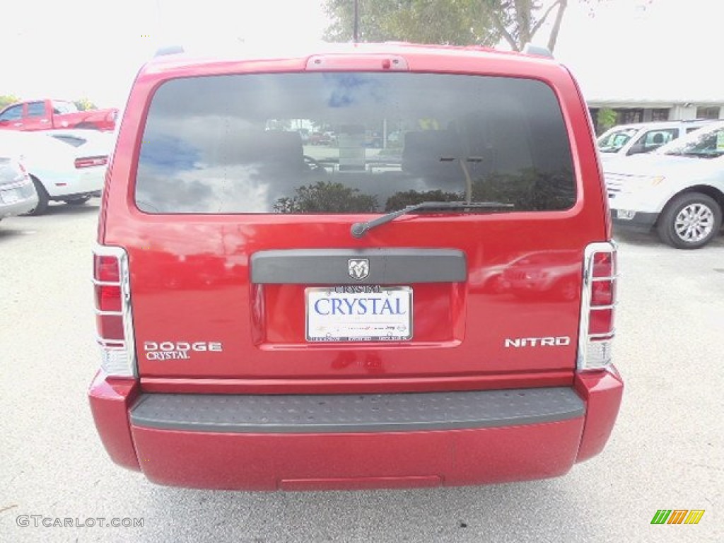 2009 Nitro SE - Inferno Red Crystal Pearl / Dark Slate Gray photo #8