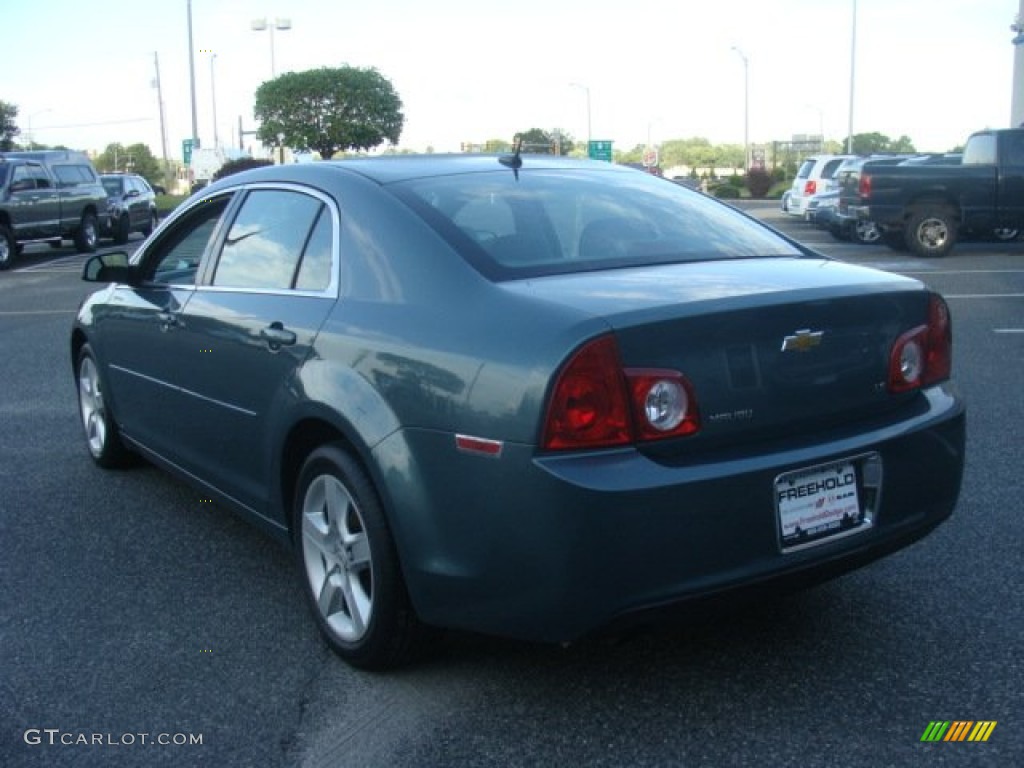 2009 Malibu LS Sedan - Silver Moss Metallic / Titanium photo #4