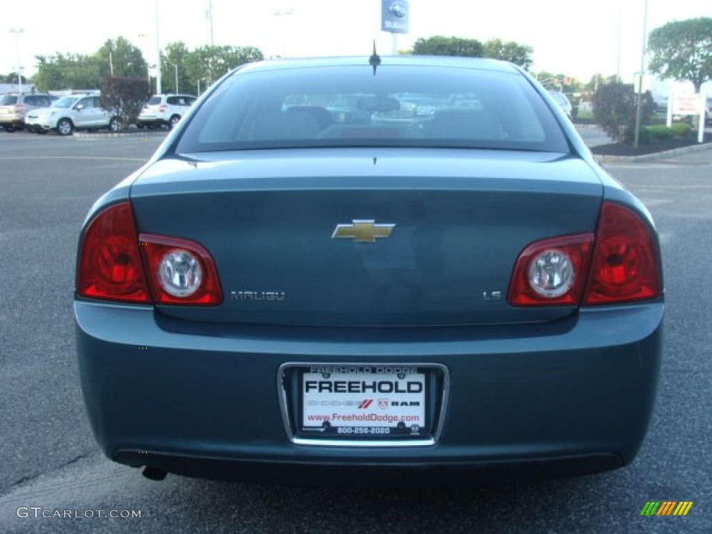 2009 Malibu LS Sedan - Silver Moss Metallic / Titanium photo #5