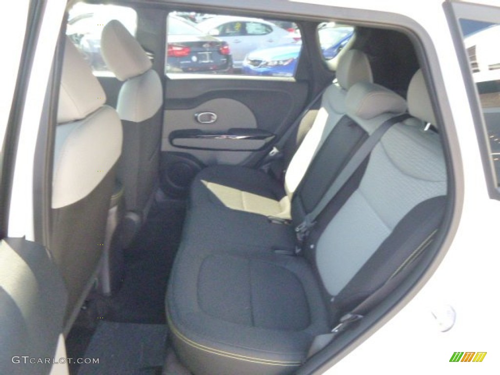 2015 Soul + - Clear White / Gray Two Tone photo #12