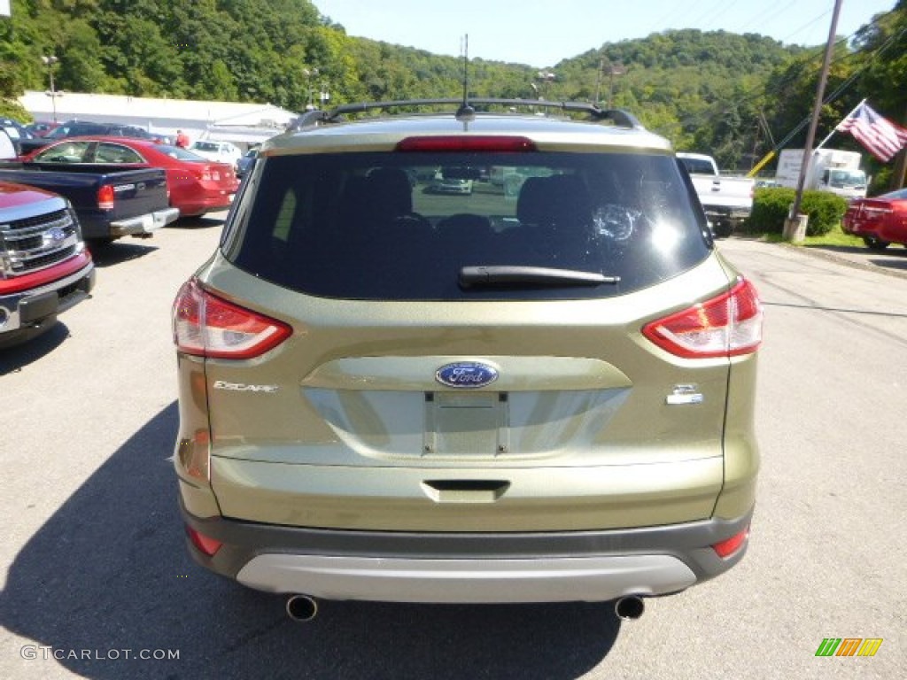 2013 Escape SE 2.0L EcoBoost 4WD - Ginger Ale Metallic / Charcoal Black photo #3