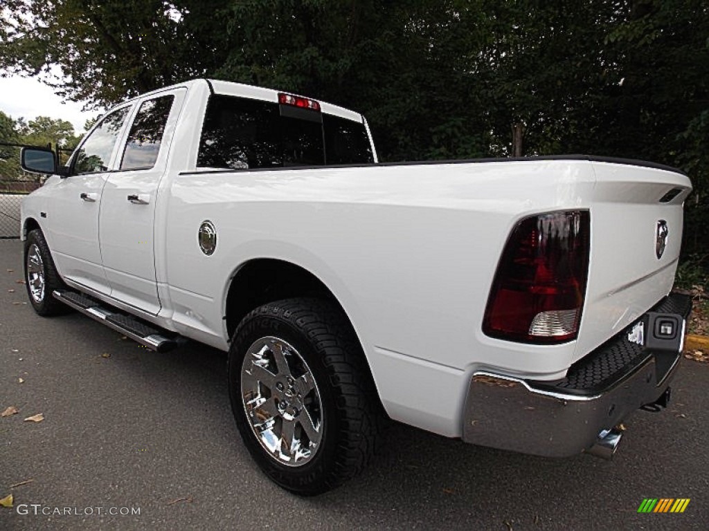 2011 Ram 1500 Laramie Quad Cab 4x4 - Bright White / Light Pebble Beige/Bark Brown photo #3