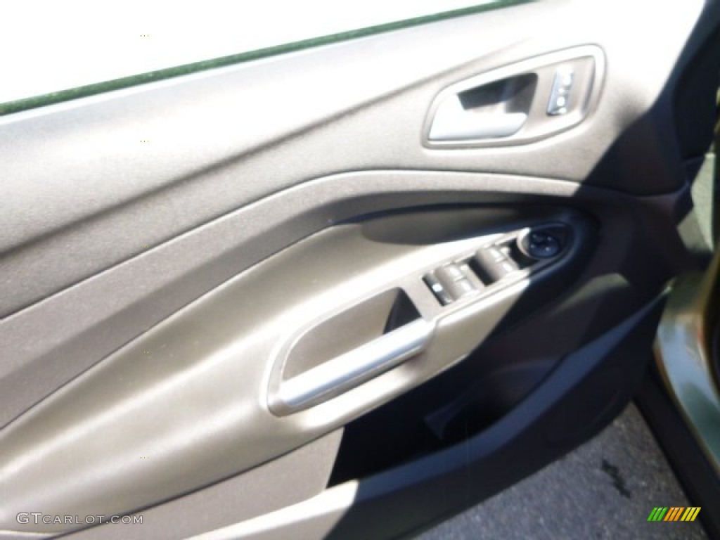 2013 Escape SE 2.0L EcoBoost 4WD - Ginger Ale Metallic / Charcoal Black photo #19