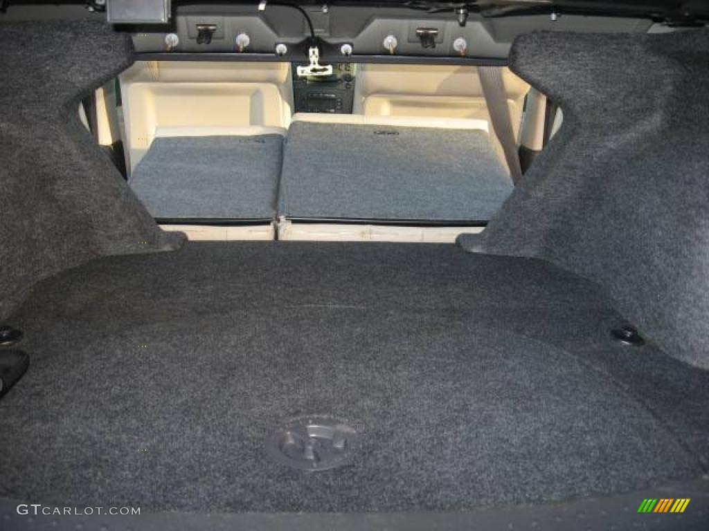 2003 CTS Sedan - Sable Black / Light Neutral photo #35