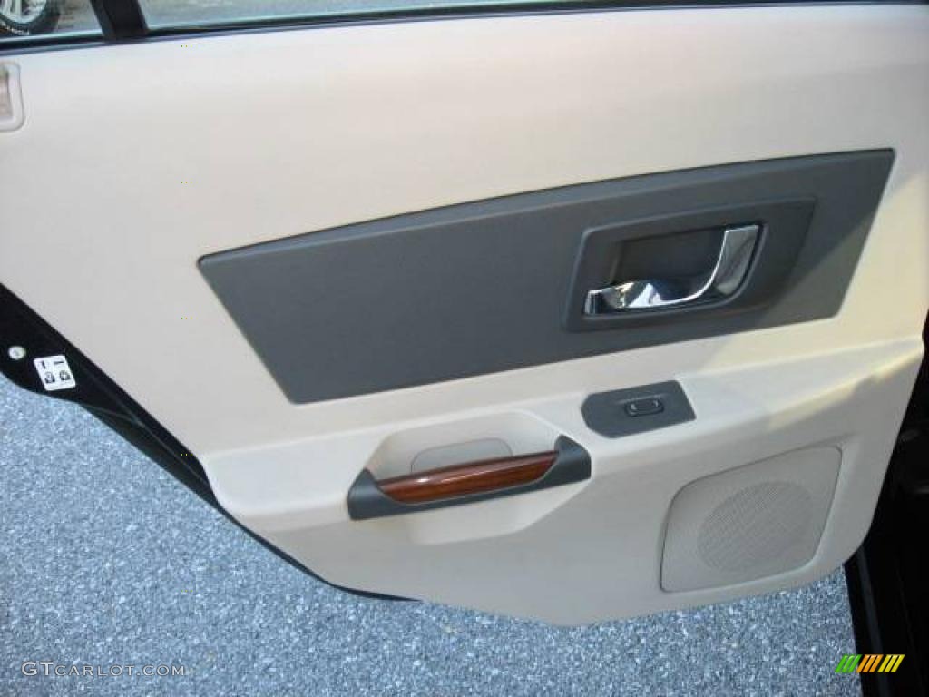 2003 CTS Sedan - Sable Black / Light Neutral photo #38