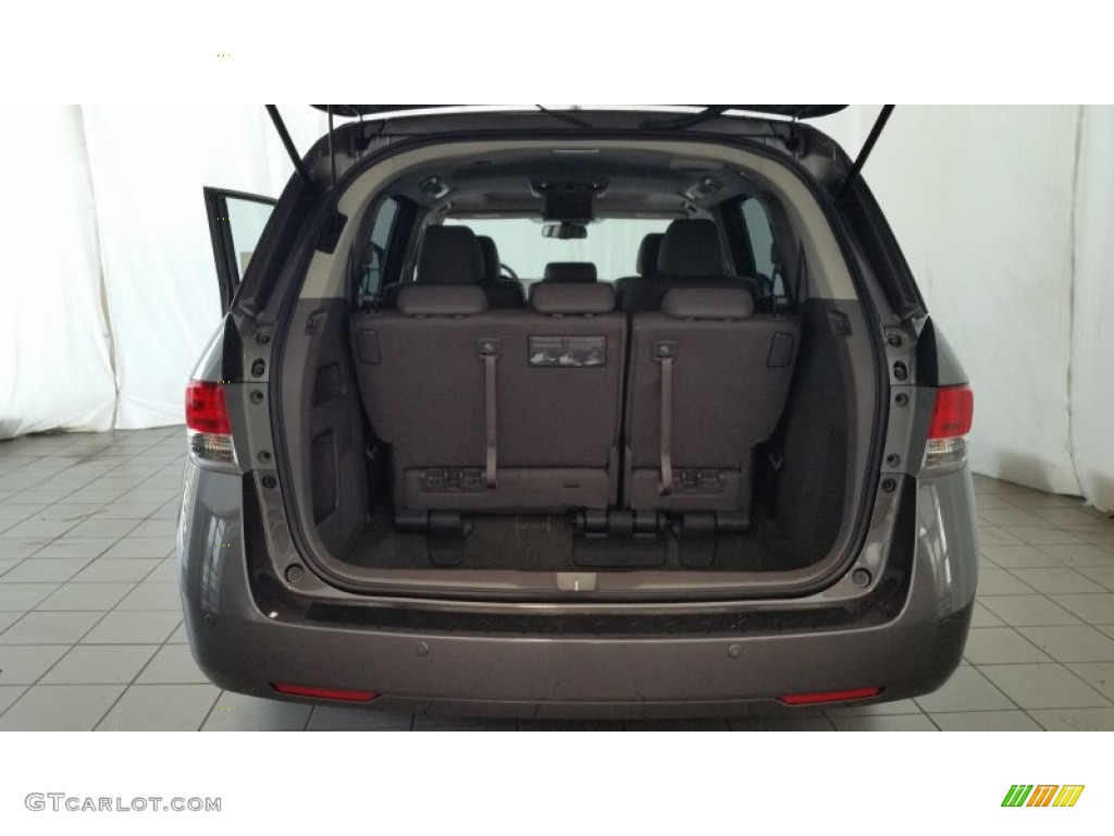 2015 Honda Odyssey Touring Trunk Photo #97112048