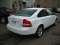 White - S40 2.4i Photo No. 2