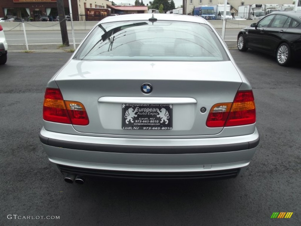 2004 3 Series 330i Sedan - Titanium Silver Metallic / Grey photo #5