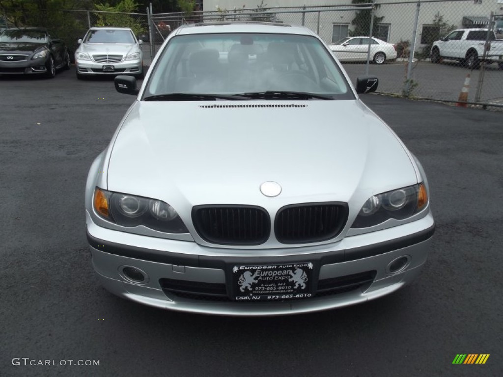 2004 3 Series 330i Sedan - Titanium Silver Metallic / Grey photo #6