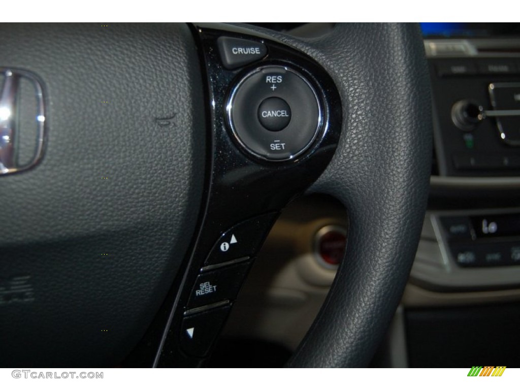 2015 Honda Accord Hybrid Sedan Controls Photo #97118264