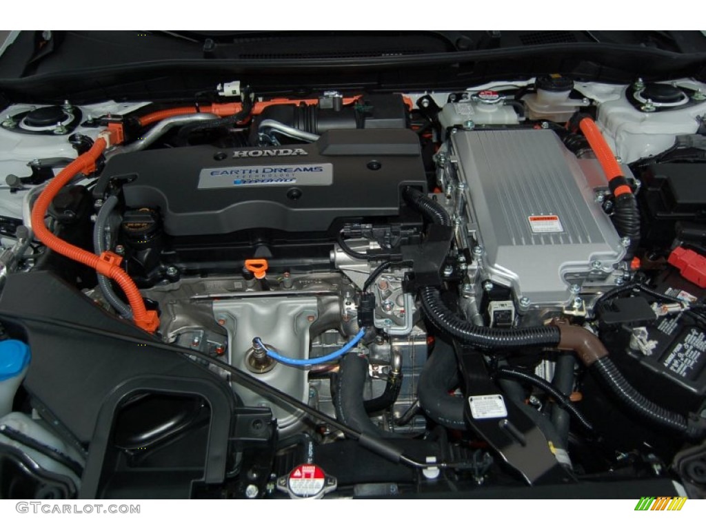 2015 Honda Accord Hybrid Sedan 2.0 Liter DOHC 16-Valve i-VTEC 4 Cylinder Gasoline/Electric Hybrid Engine Photo #97118429