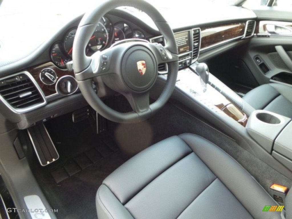 Black Interior 2015 Porsche Panamera Turbo S Photo #97130759