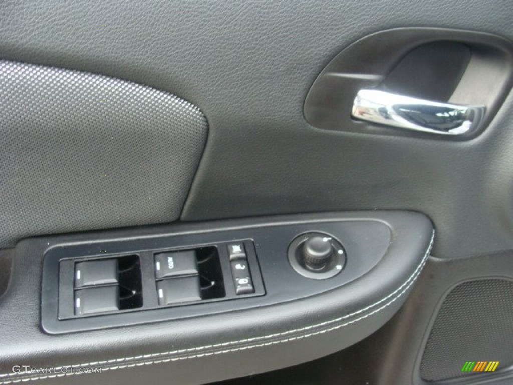 2014 Avenger SE - Billet Silver Metallic / Black photo #13