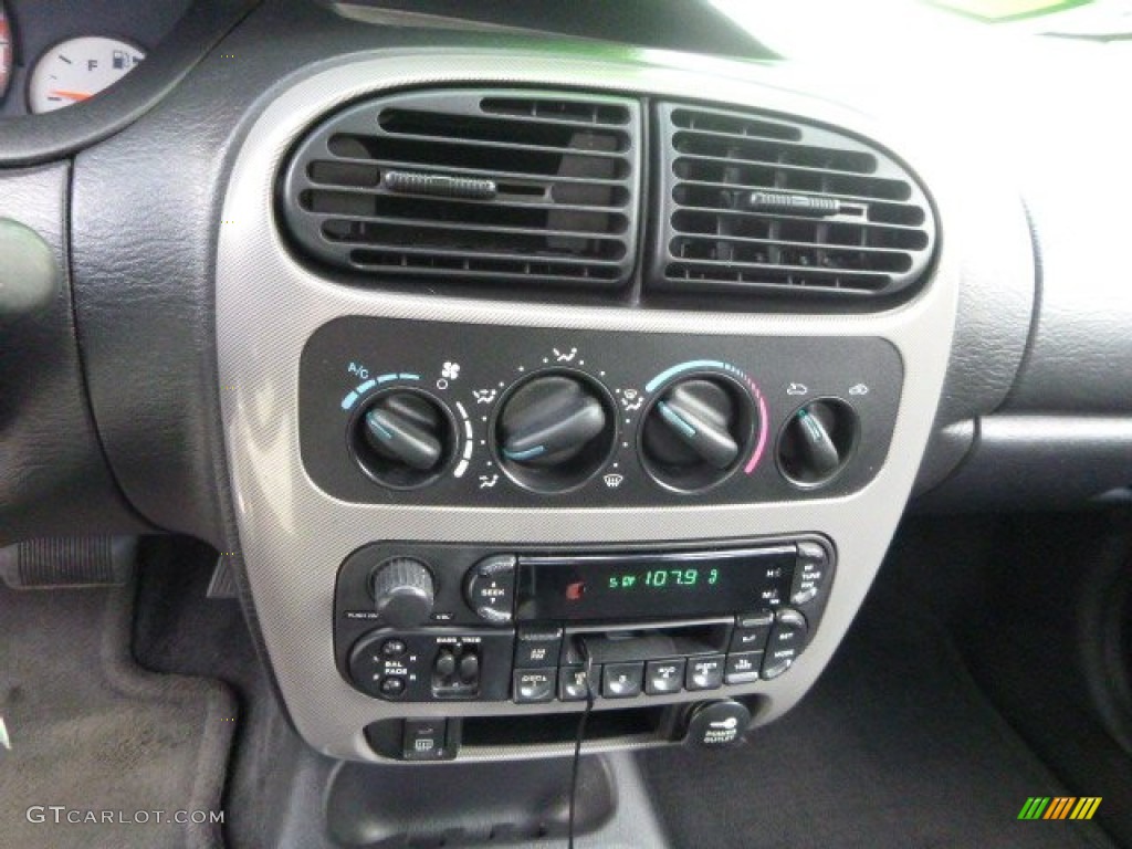 2004 Neon SXT - Stone White / Dark Slate Gray photo #18