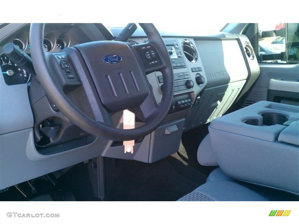 2015 F250 Super Duty XLT Crew Cab 4x4 - Magnetic / Steel photo #10