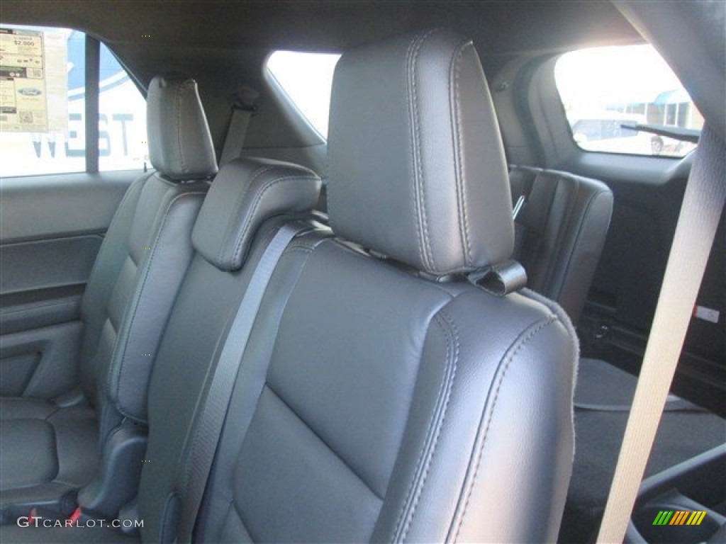 2015 Explorer XLT - Magnetic / Charcoal Black photo #9