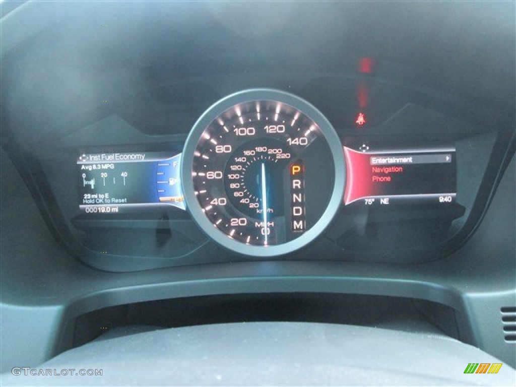 2015 Explorer XLT - Magnetic / Charcoal Black photo #28
