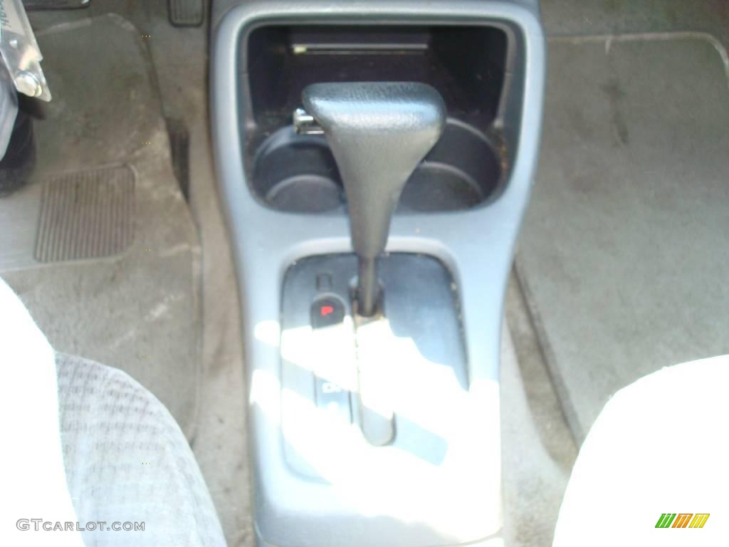 1999 Civic VP Sedan - Vogue Silver Metallic / Gray photo #24