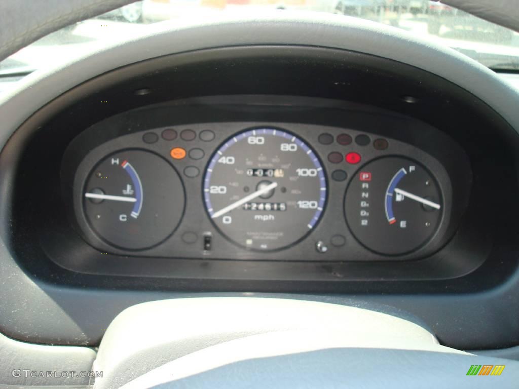 1999 Civic VP Sedan - Vogue Silver Metallic / Gray photo #25