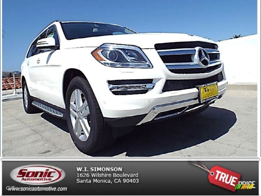 designo Diamond White Metallic Mercedes-Benz GL