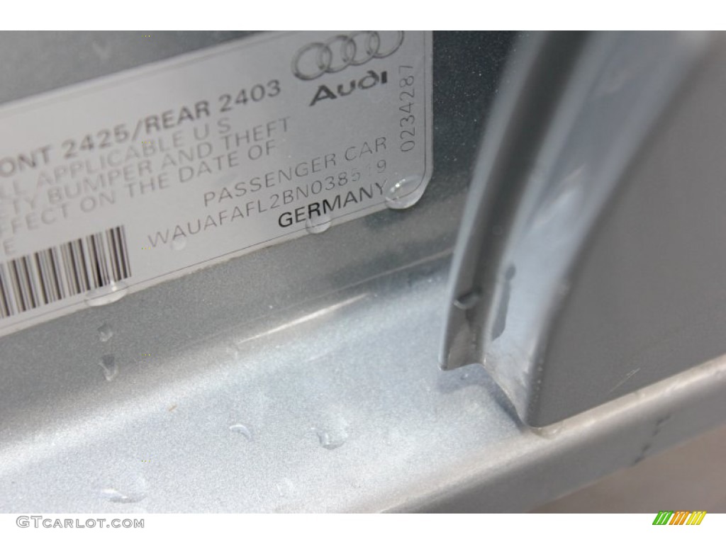2011 A4 2.0T Sedan - Ice Silver Metallic / Light Gray photo #37