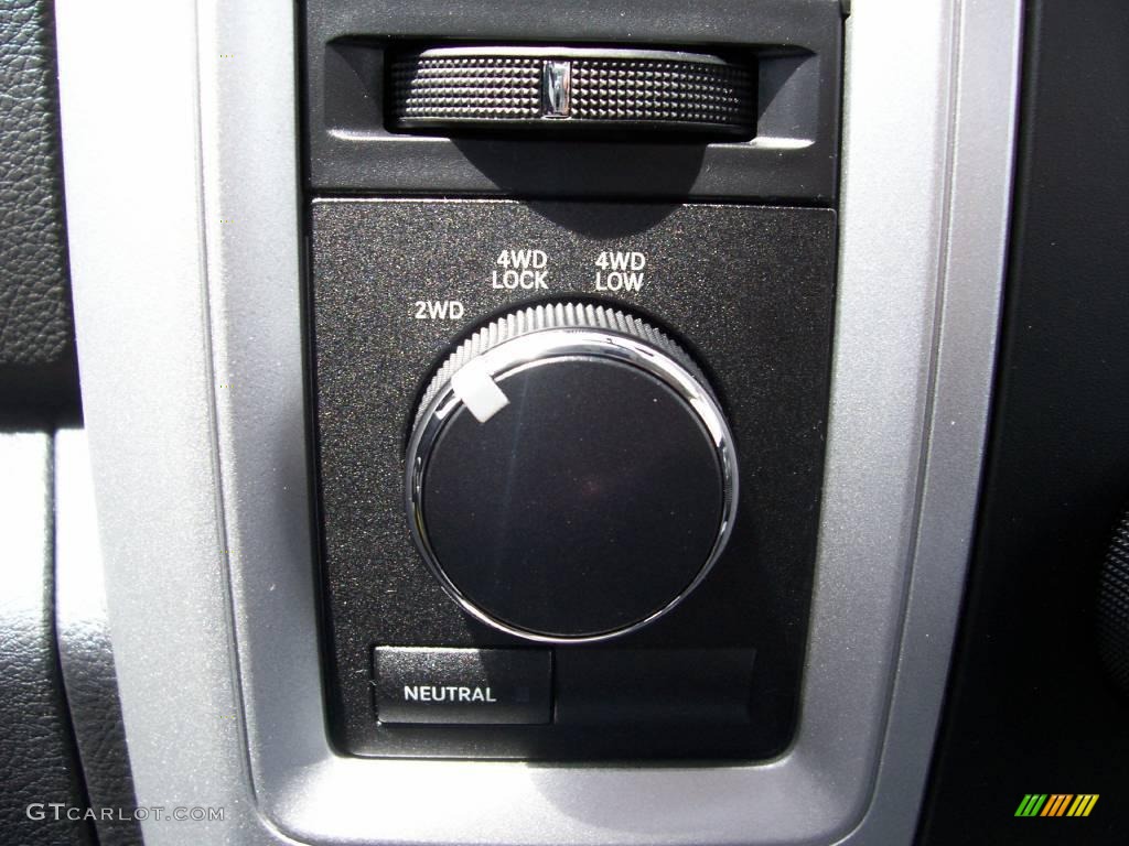 2009 Ram 1500 Sport Regular Cab 4x4 - Brilliant Black Crystal Pearl / Dark Slate Gray photo #6