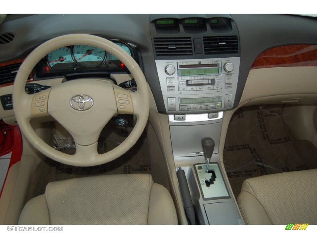 2006 Solara SLE V6 Convertible - Absolutely Red / Ivory photo #25