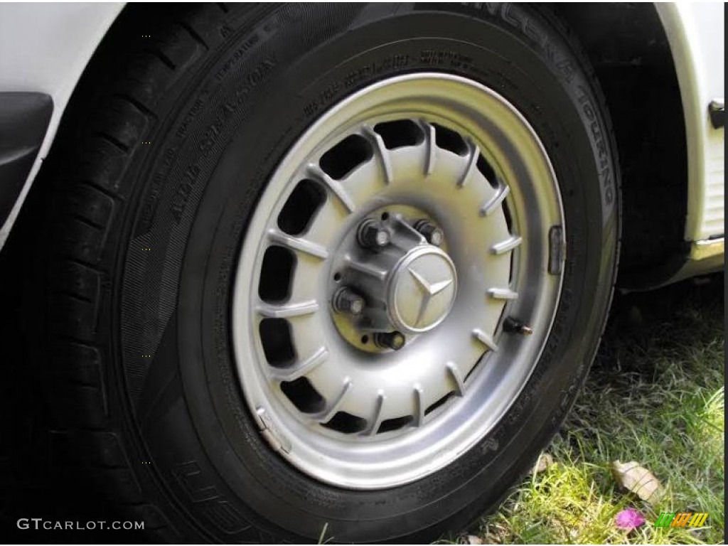 1974 Mercedes-Benz SL Class 450 SL Roadster Wheel Photos