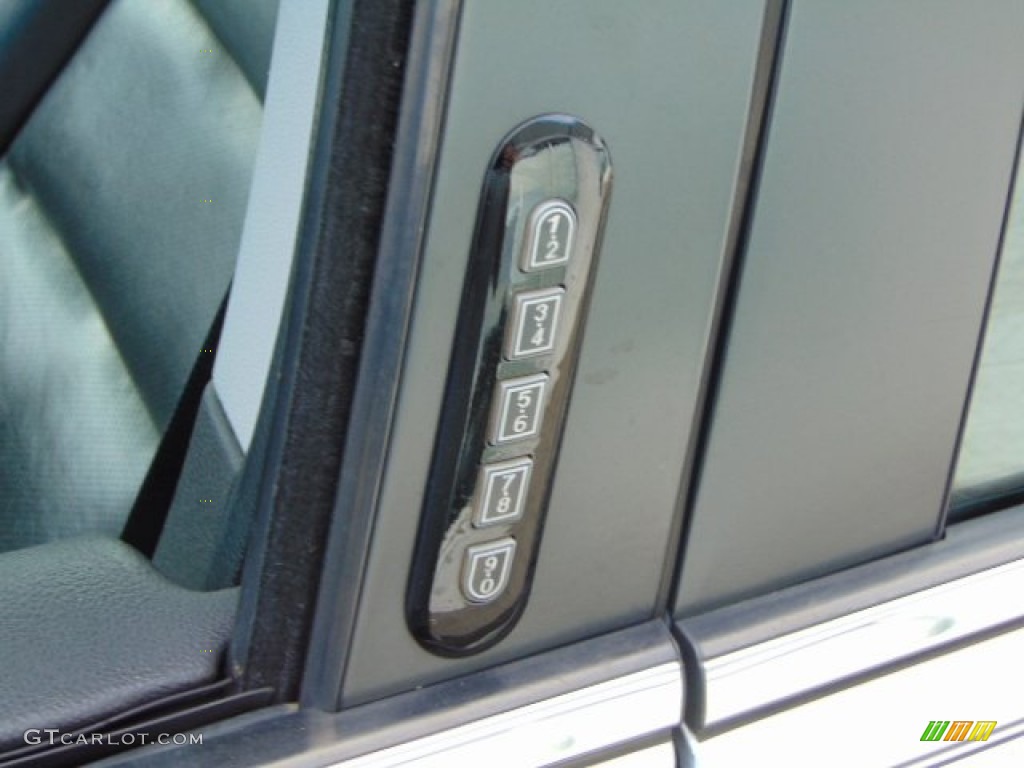 2005 Montego Premier AWD - Silver Frost Metallic / Charcoal Black photo #6