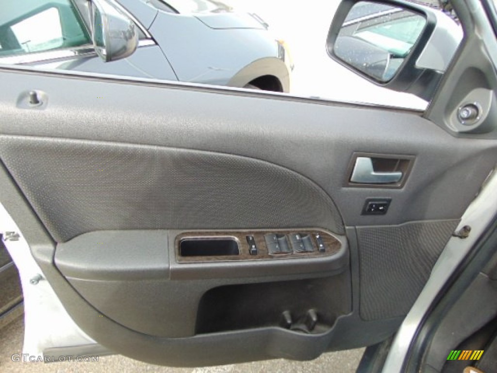 2005 Montego Premier AWD - Silver Frost Metallic / Charcoal Black photo #14