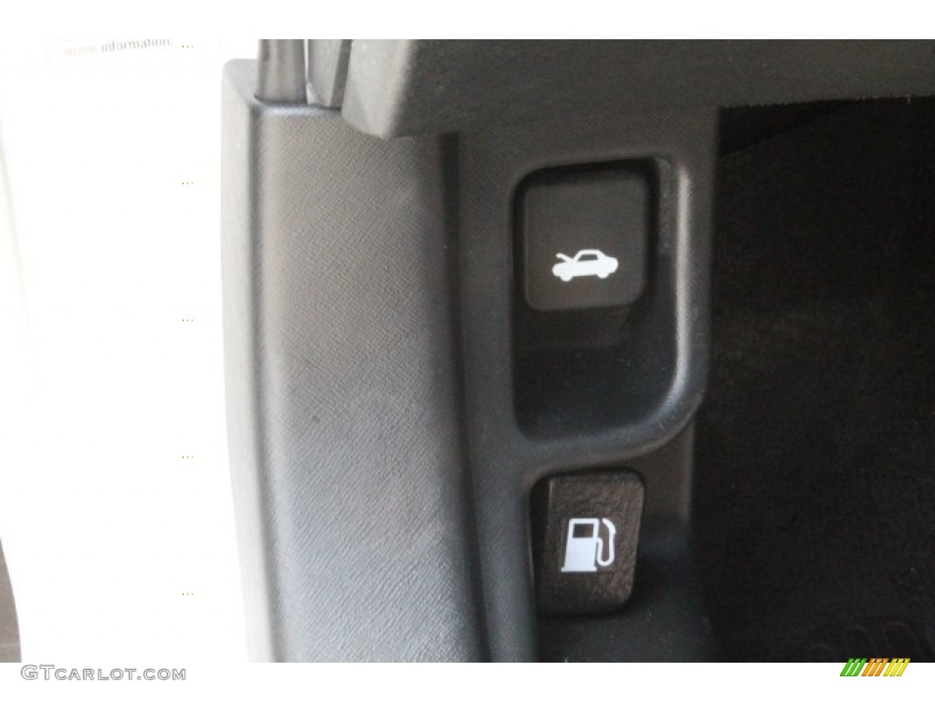 2003 CR-V EX 4WD - Taffeta White / Black photo #20